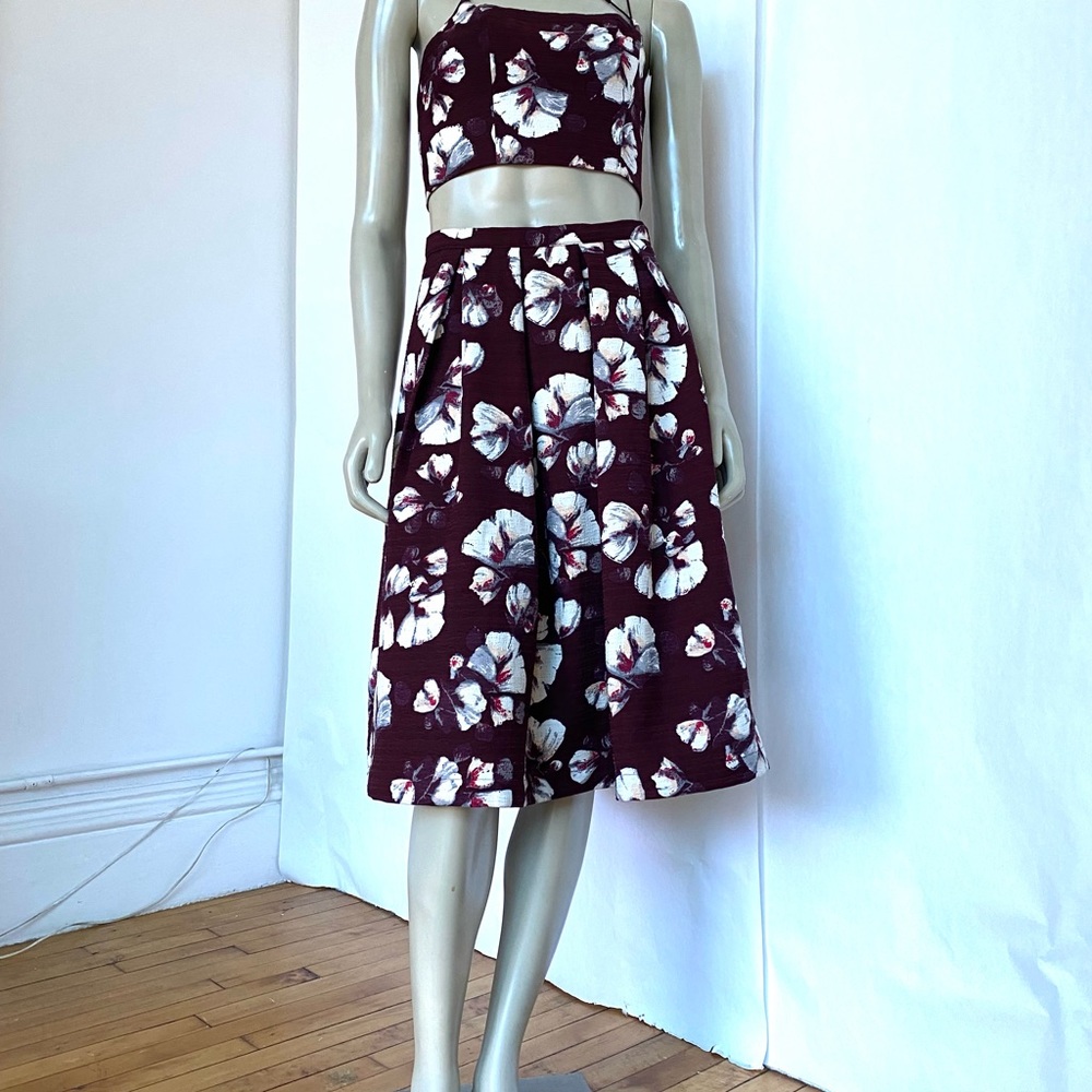 re:named Floral Top and Skirt - Picture 9 of 14